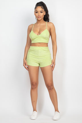 Ensemble haut bralette et mini short en tissu éponge