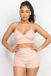 Ensemble haut bralette et mini short en tissu éponge