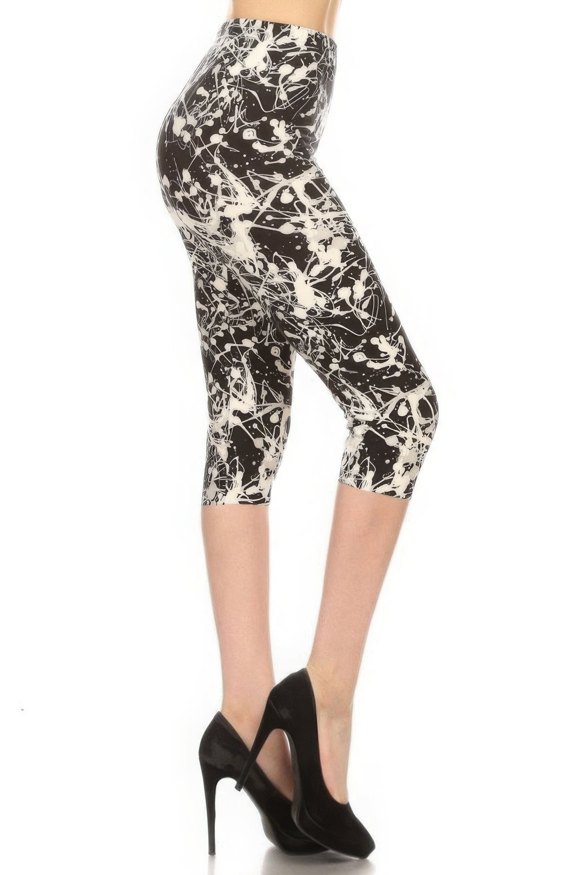 Leggings Capri taille haute imprimés éclaboussures de peinture dans un style ajusté, avec une ceinture élastique