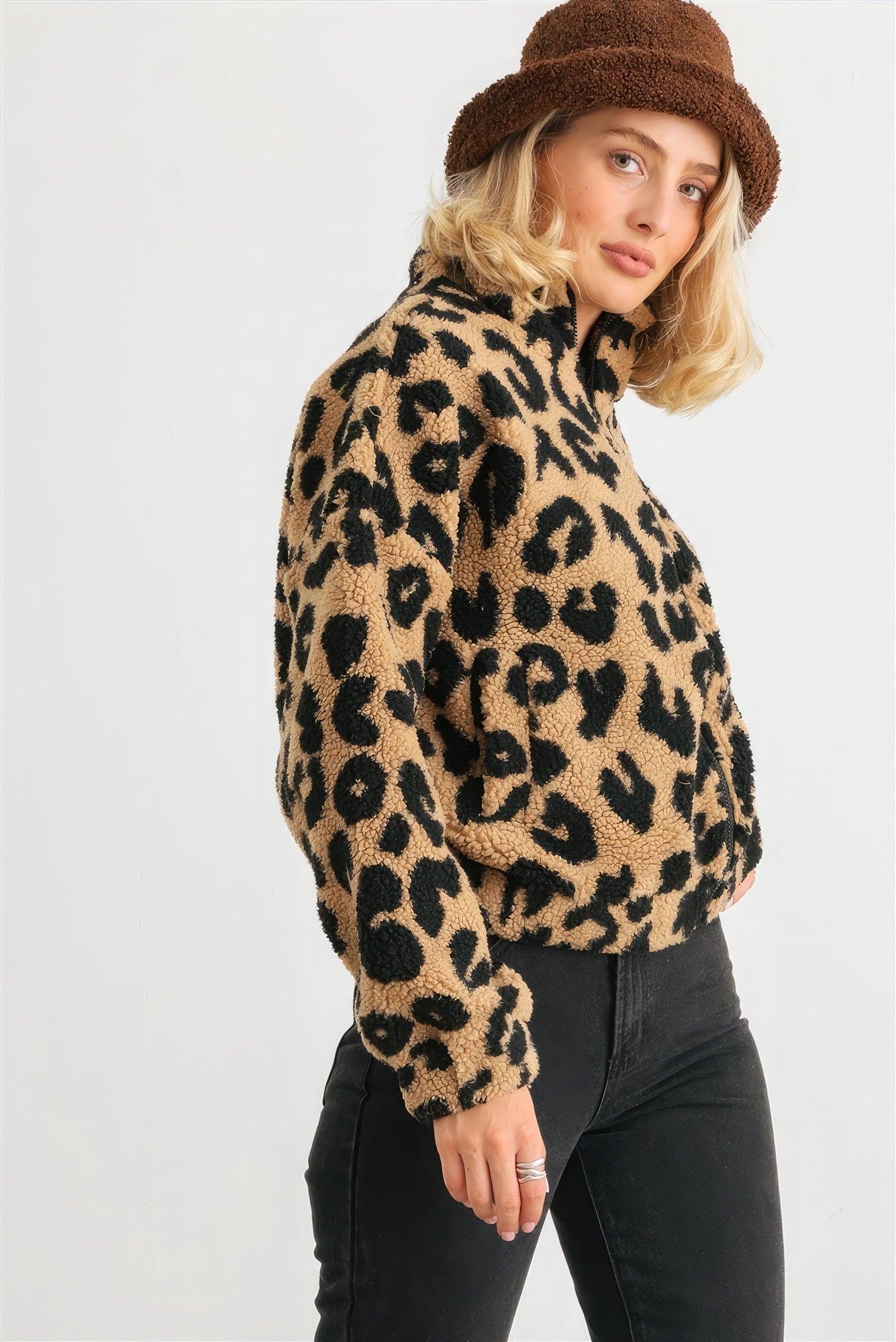 Leopard Teddy Zip-up Two Pocket Jacket