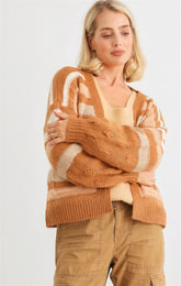 Cardigan ouvert devant à deux poches en tricot crocheté à rayures camel