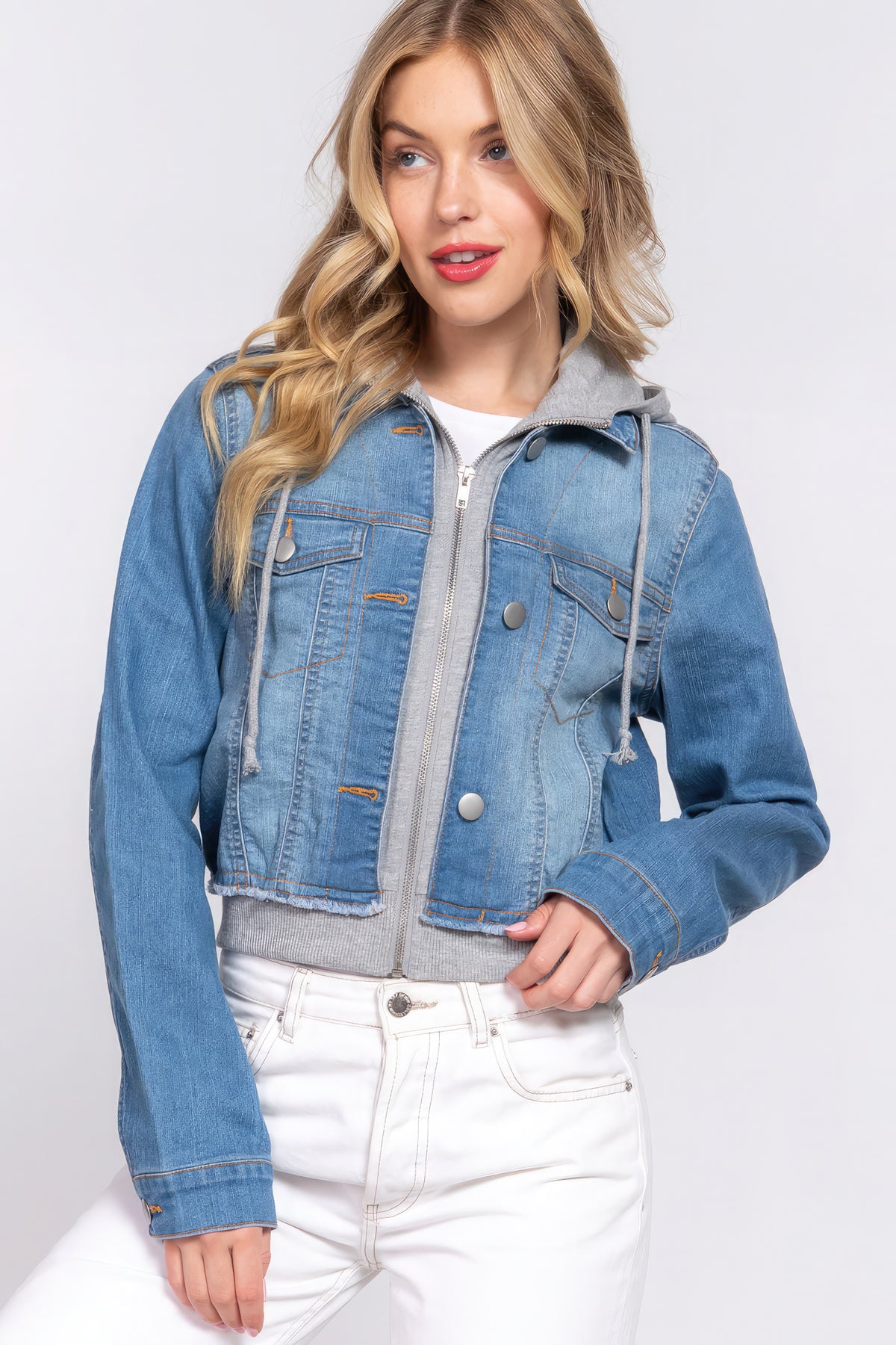 Veste en jean à capuche en tissu éponge à manches longues