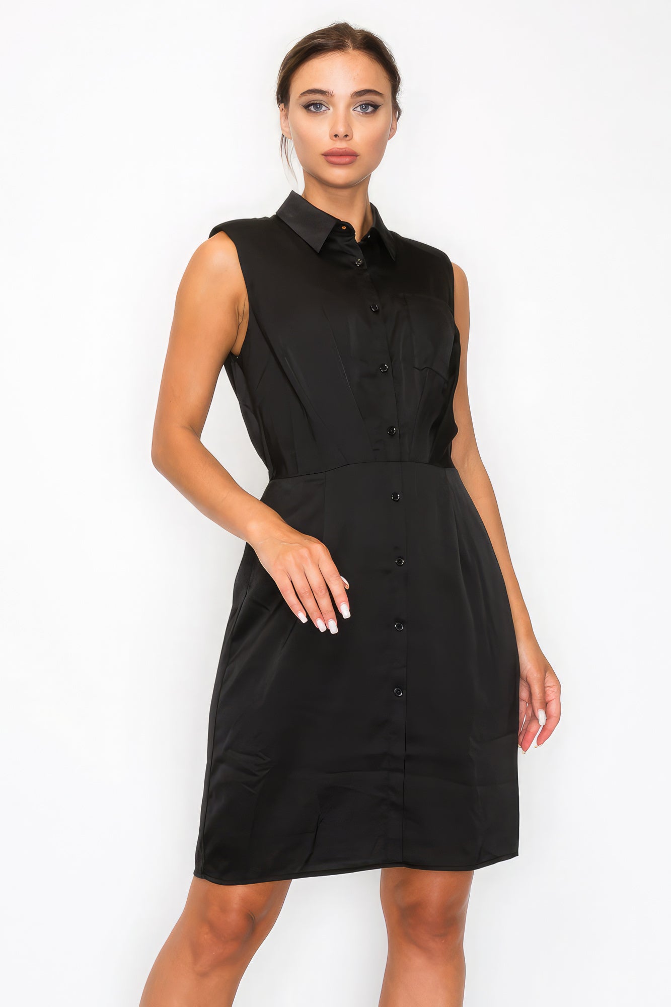 Robe chemise plissée boutonnée