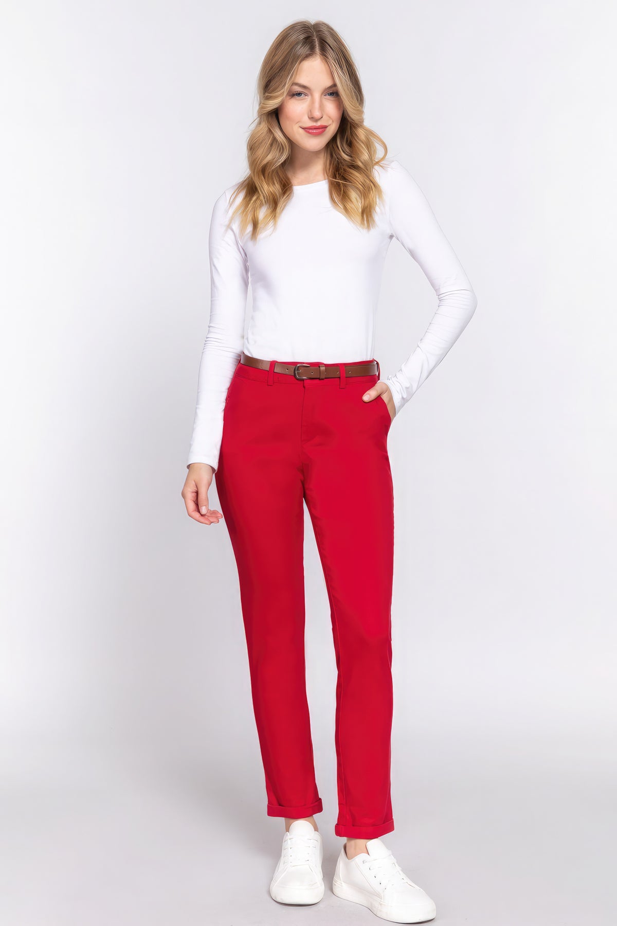 Pantalon long ceinturé en sergé de coton