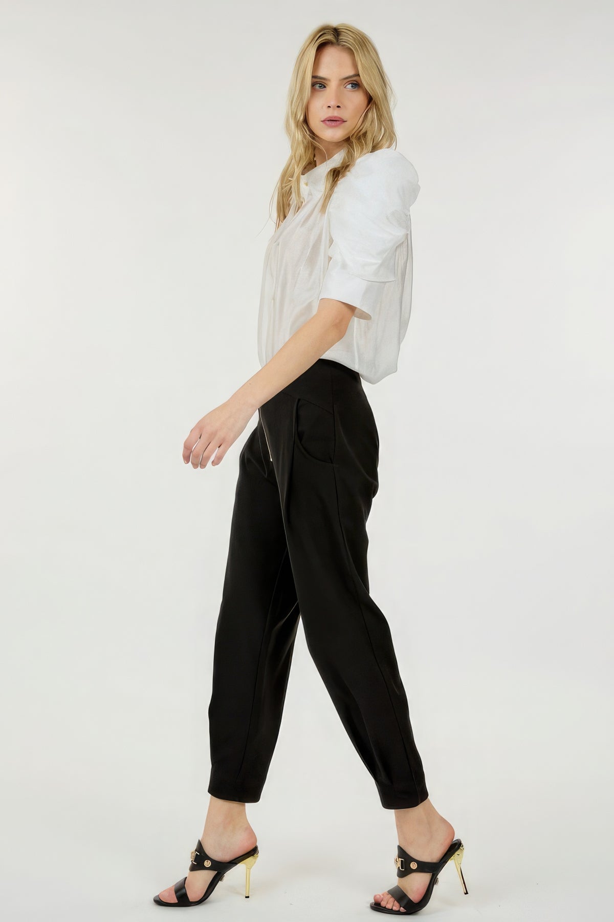 Pantalon skinny taille haute avec fermeture éclair sur le devant