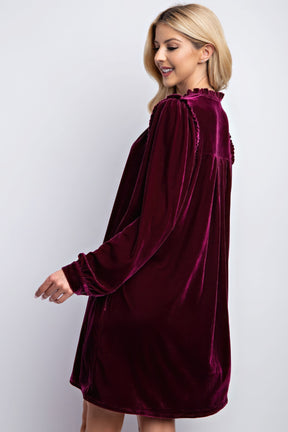 Robe en velours à mini volants